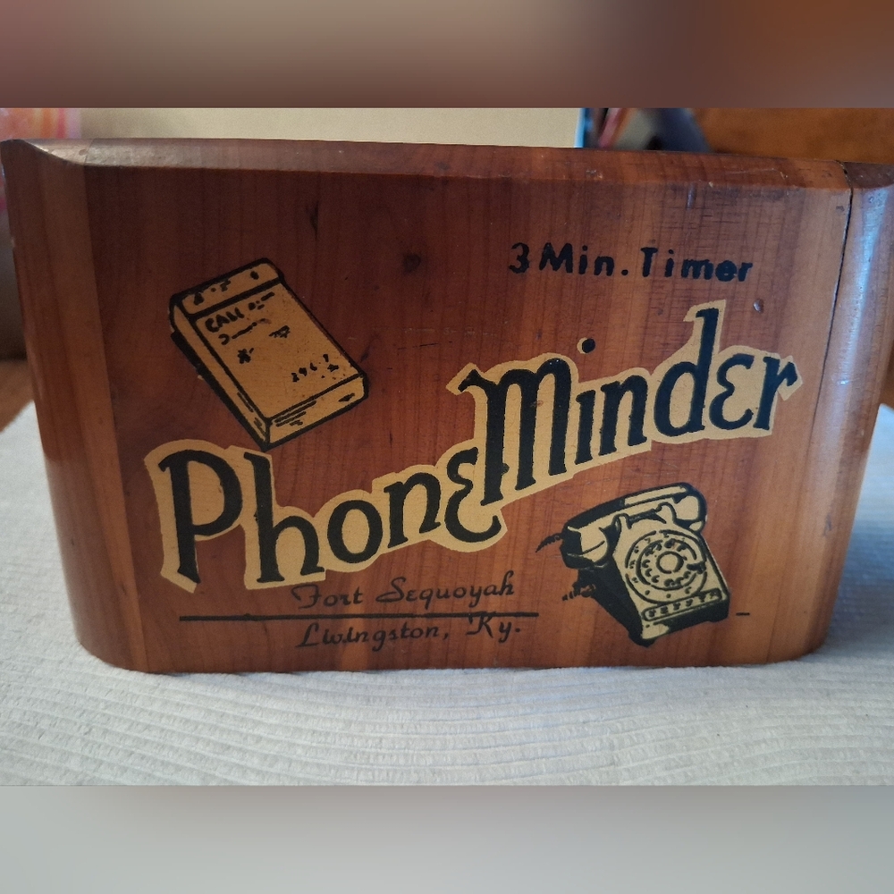 Vintage Cedar Wooden Phone Minder